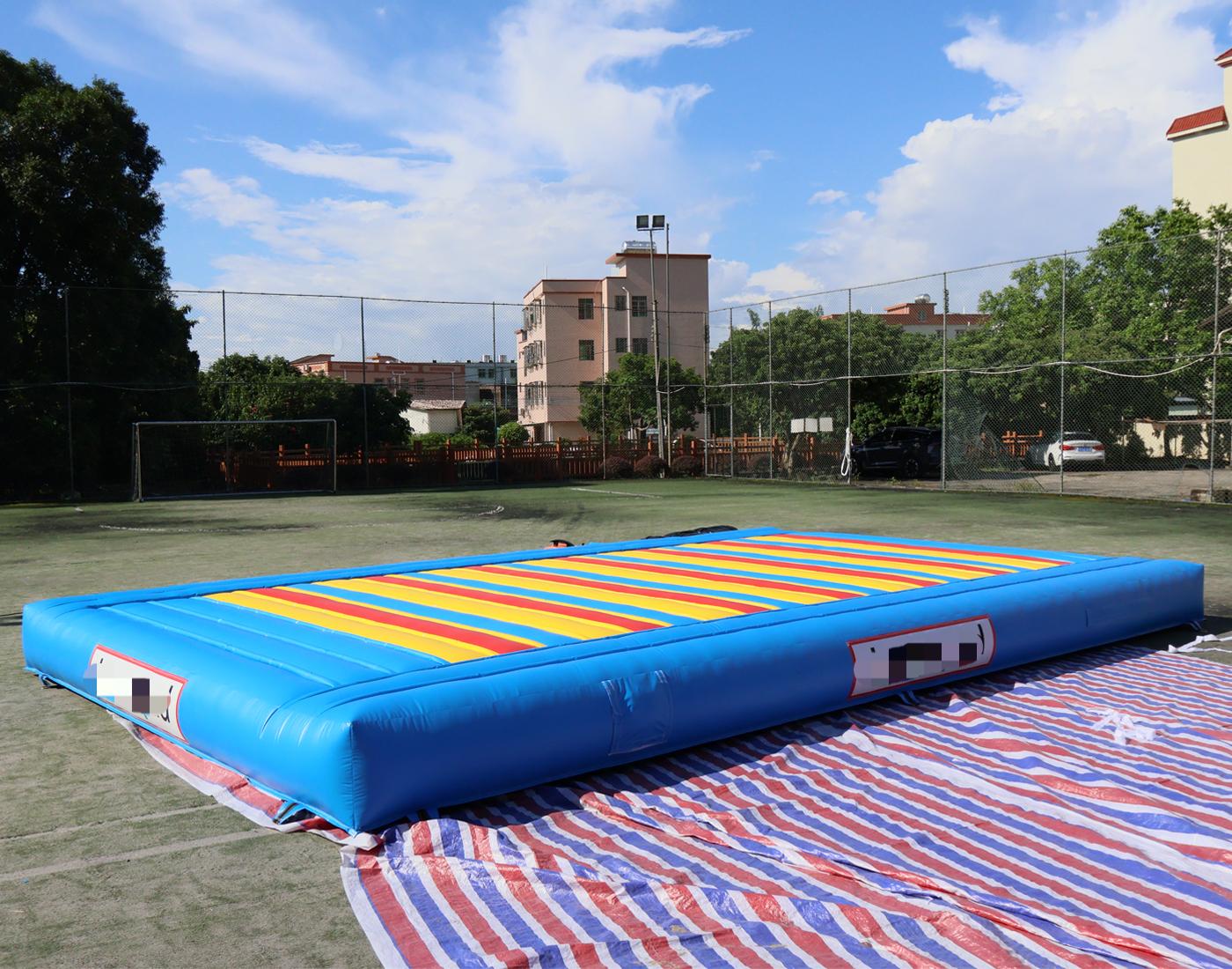 Aufblasbare Hüpfunterlage für  – Kids Outdoor Jump House Bewertung und Preis