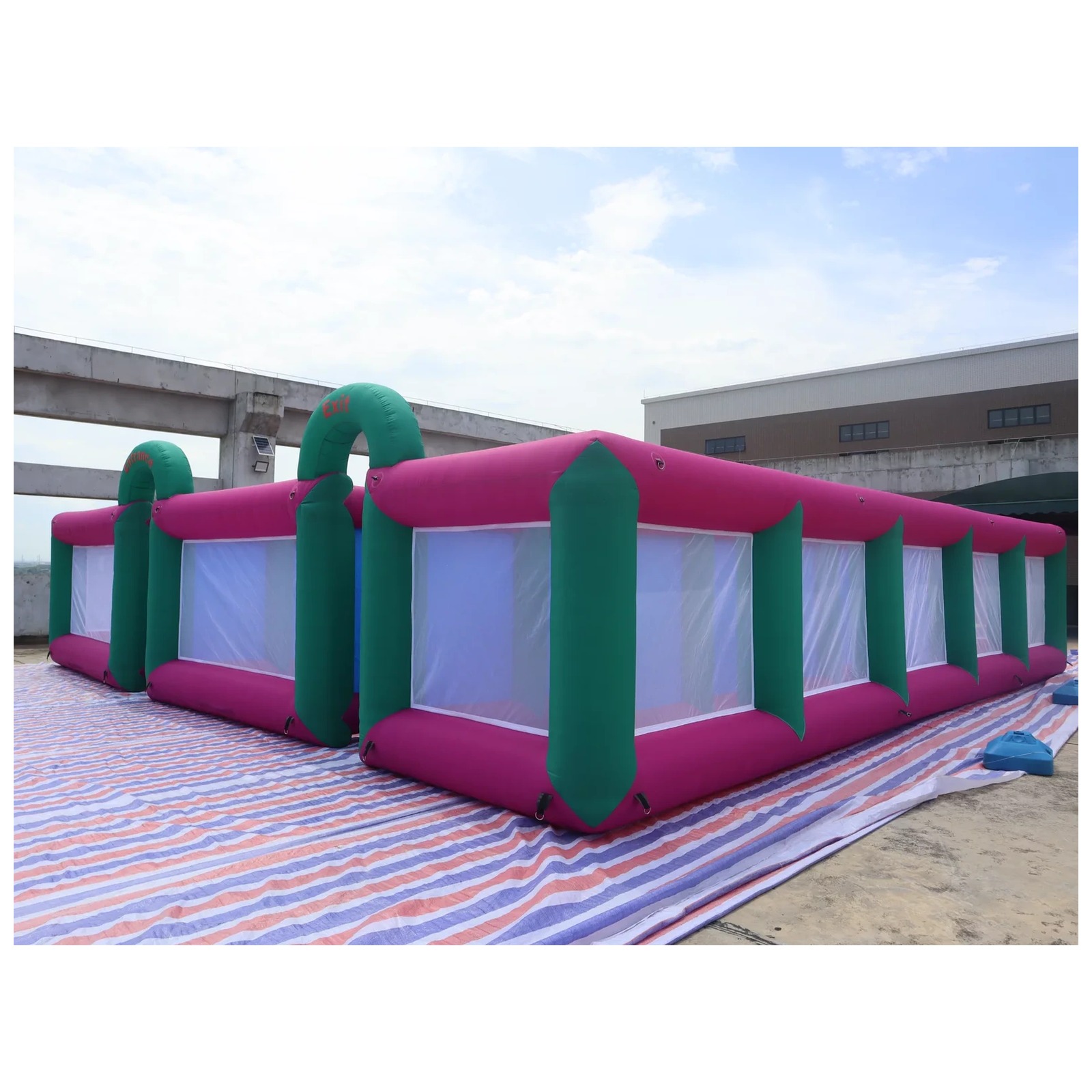 Großes, magentagrünes, offenes – Kids Outdoor Party Venue Bewertung und Preis